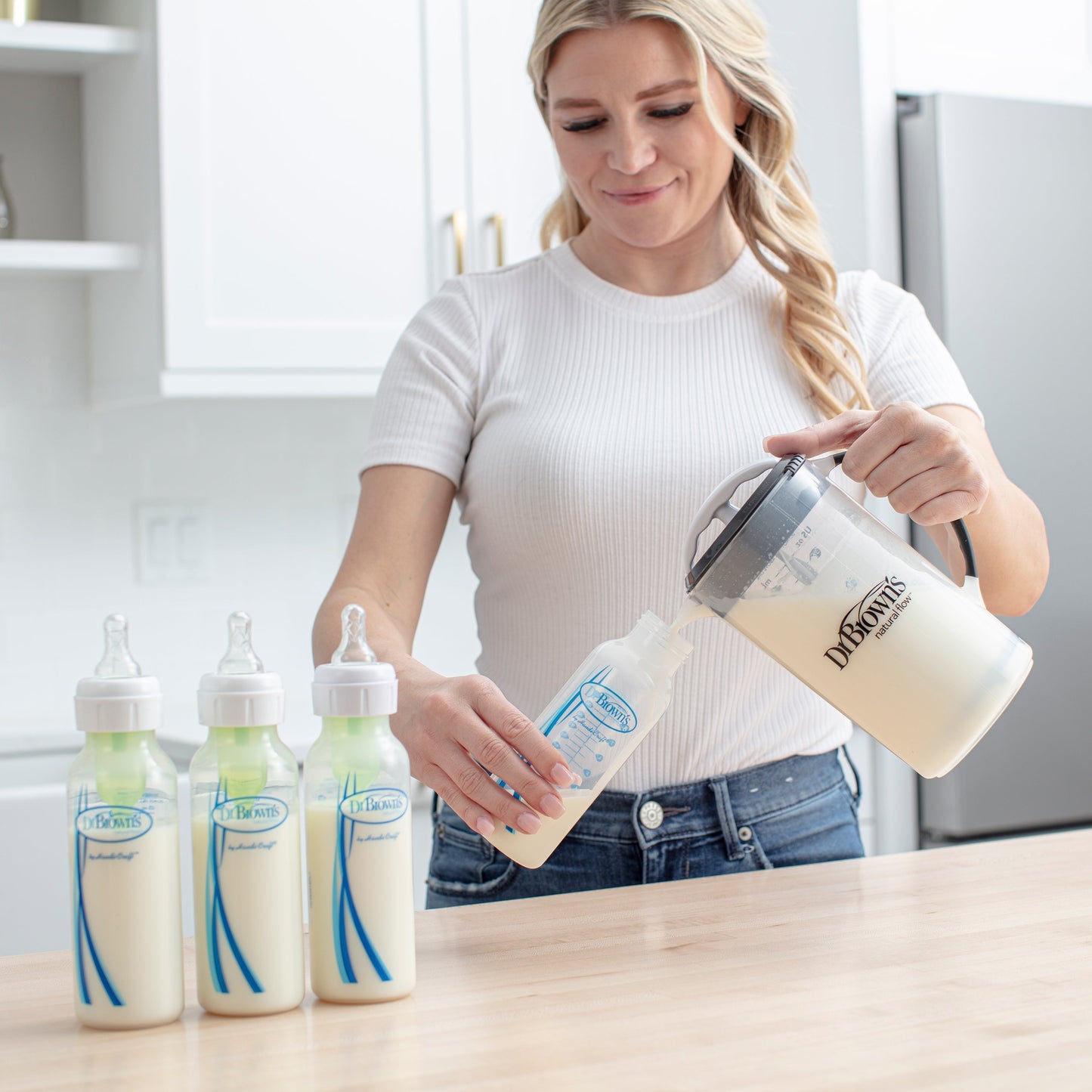 Dr. Brown's® Formula Mixing Pitcher